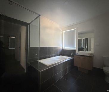 Brand New 4-Bedroom Family Home - Photo 5