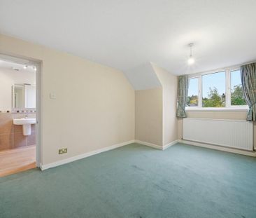 4 bedroom detached house to rent - Photo 5