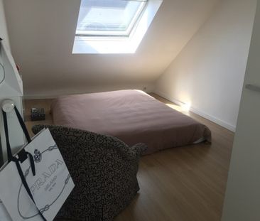 Stijlvol gerenoveerd duplex-appartement met zonnig dakterras in Zwi... - Foto 2