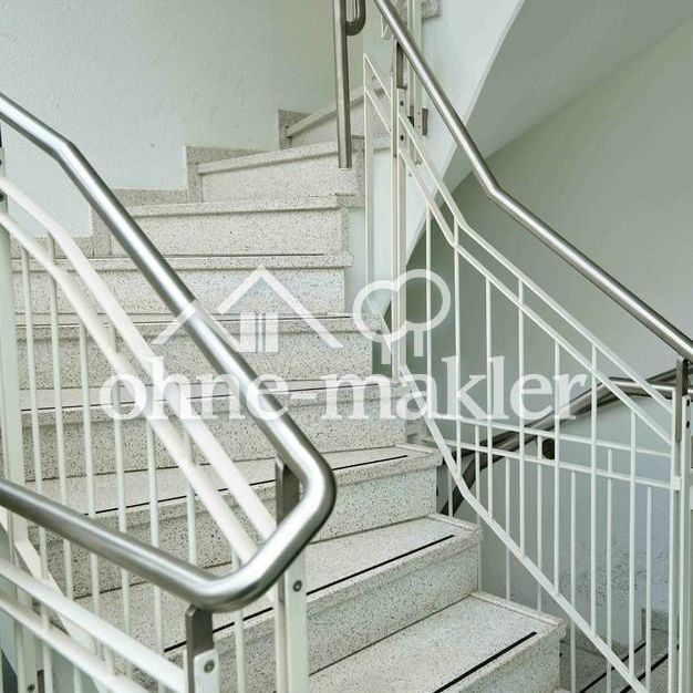 Rooftop Maisonette with Garage and Balcony furnished or unfurnished! - Photo 1