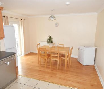 6 bedroom terraced house to rent - Photo 2
