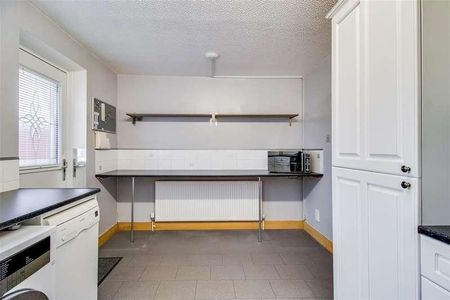 Howden Way, Eastmoor, Wakefield, WF1 - Photo 5