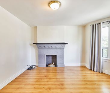 For Lease - 1351 Lansdowne Avenue Unit# Upper, Toronto, Ontario - Photo 3