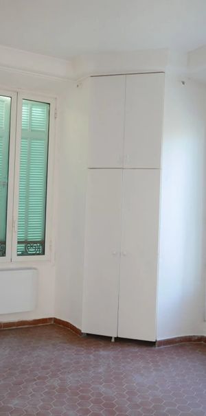 Location Appartement - Antibes Centre - Photo 1