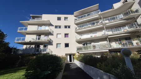 Location Appartement 4 pièces 81m² Y 80190 - Photo 4