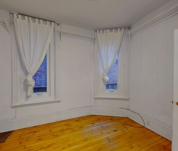 For Lease - 665 Dovercourt Road Unit# Apt 3, Toronto, Ontario - Photo 2