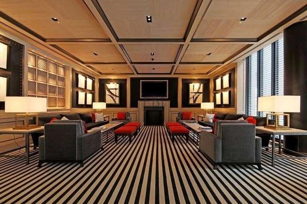 (l), Ambassador Building, Embassy Gardens, SW11 - Photo 1