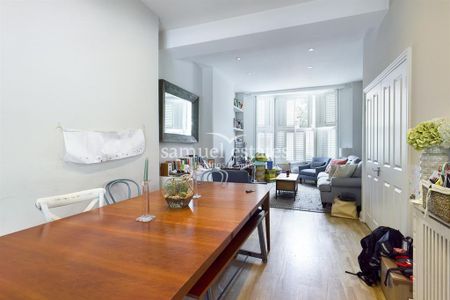 4 bedroom terraced house to rent - Photo 4