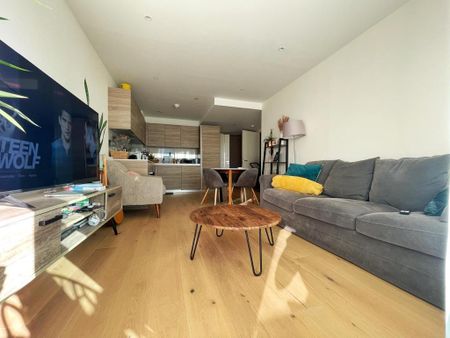 1 bedroom flat to rent - Photo 2