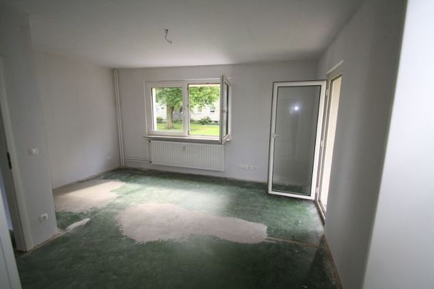 Schöne 3,5 Raumwohnung mit Balkon! alleinerziehend mit Kind? - Foto 1