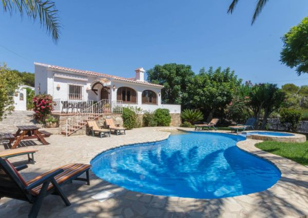 Villa for rent in Javea