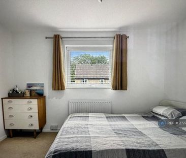 2 bedroom semi-detached house to rent - Photo 4