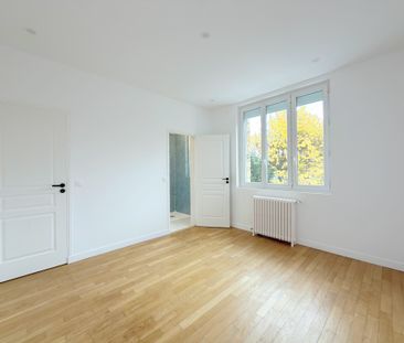 Maison familiale 5 chambres – jardin – 3 box – Rueil Malmaison – - Photo 5