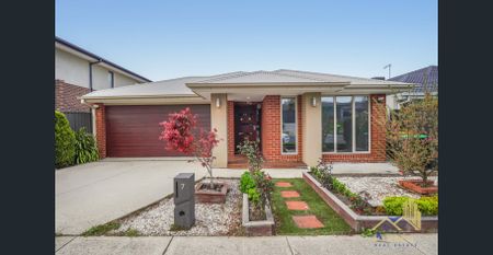 Stunning Henley Masterpiece-Property in Prime Location! - Photo 4