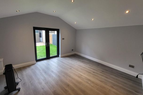 Inverness Avenue - Photo 1