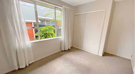 Sunny and Spacious with a Great Location - Photo 4