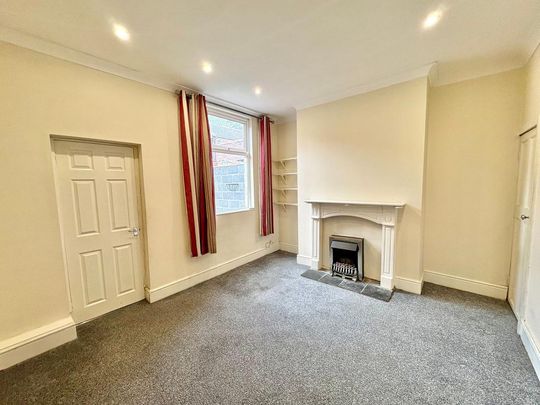 2 bedroom terraced house to rent - Photo 1