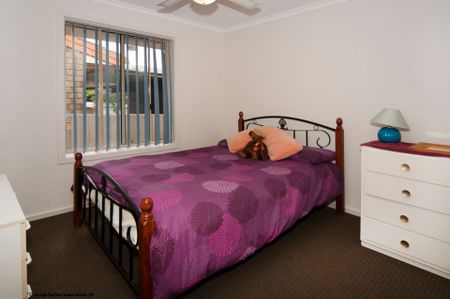 Lovely 3 Bedroom Home - Photo 3