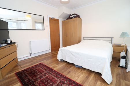 Tewkesbury Street, Cathays - Photo 3