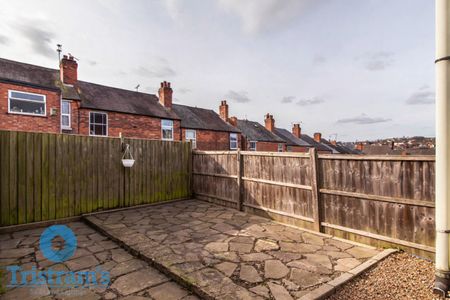 2 bed Mid Terraced House for Rent - Photo 2