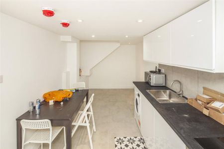 Studio to rent - Photo 4