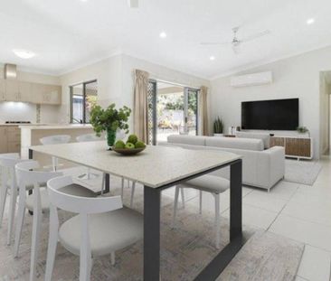 Quality Entertainer – Media or Fifth Bedroom – Solar - Green Thumb ... - Photo 2