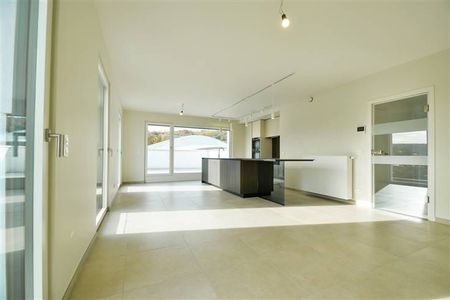 Appartement te huur - Foto 2