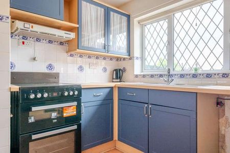 Kingham, Chipping Norton, OX7 - Photo 2
