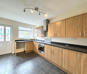 2 bedroom semi-detached bungalow to rent - Photo 5