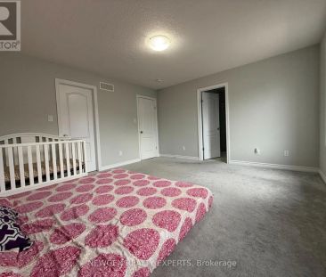 11 GLEASON CRESCENT - Photo 5