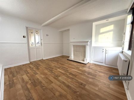 2 bedroom terraced house to rent - Photo 2