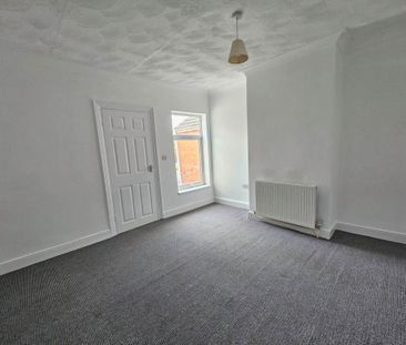 2 bedroom house to rent - Photo 1