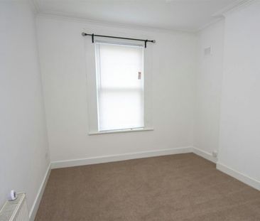 Maisonette to rent on - Photo 4