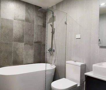 Family-friendly three-bedroom Townhouse For Rent - Photo 1