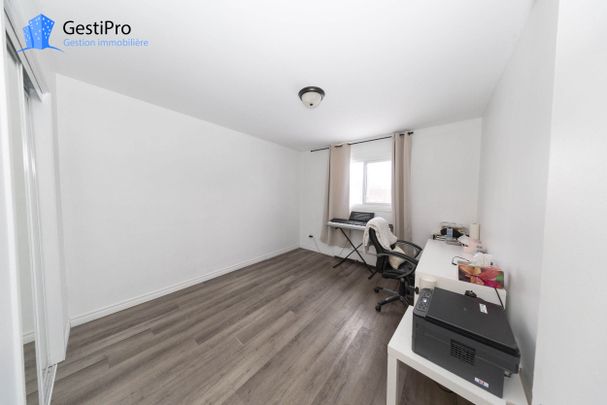 2375-2475 d’Alger / 2453-2465 Père-Lelièvre - Photo 1