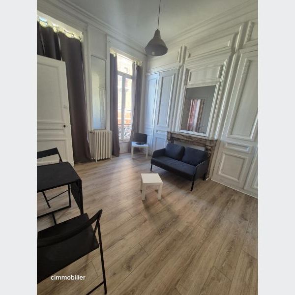 Appartement à Louer à LILLE 680 € - Photo 1