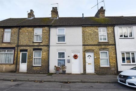 2 bedroom terraced house to rent - Photo 4