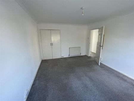 2 bedroom maisonette to rent - Photo 2