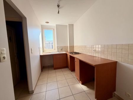 Location Appartement 2 pièces 55m² VALENCE 26000 - Photo 2
