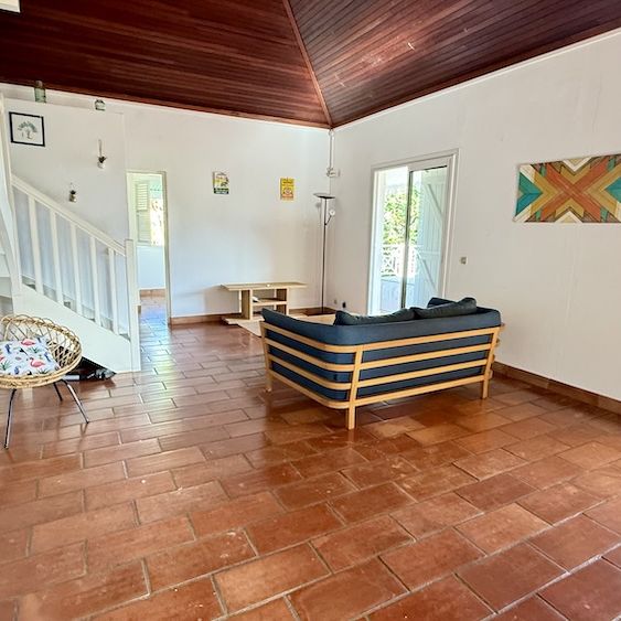 Location Maison 4 pièces 106m² LE FRANCOIS 97240 - Photo 1