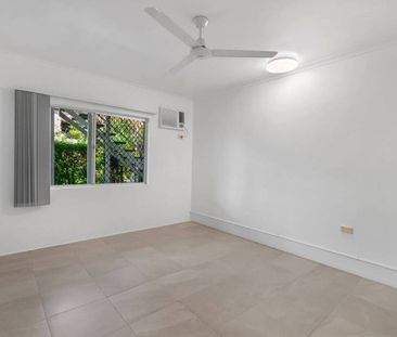 Ground Floor Unit in Small Complex - Photo 5