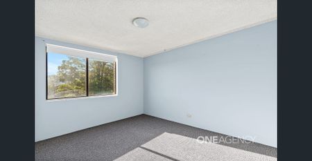 COMFORTABLE INTERIORS WITH PRACTICAL LIVING - Photo 4