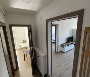 Renovat, decomandat, mobilat,utilat, balcon,vedere Tampa, Grivitei, Brasov - Fotografie 4