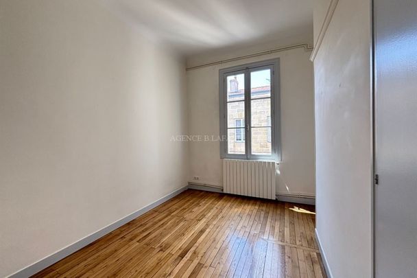APPARTEMENT EN BON ÉTAT - TRÈS LUMINEUX & SANS VIS-AVIS - Photo 1