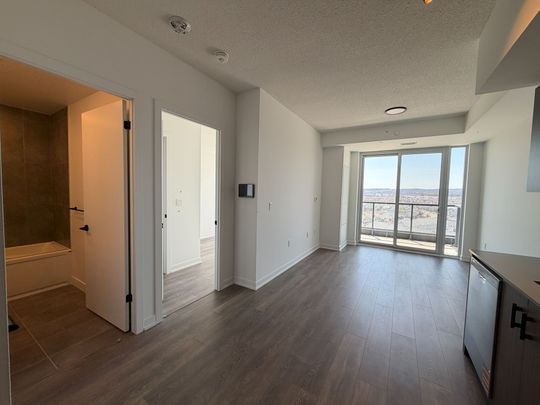 For Lease - 4878 Powers Common Unit# C1001, Burlington, Ontario - Photo 1