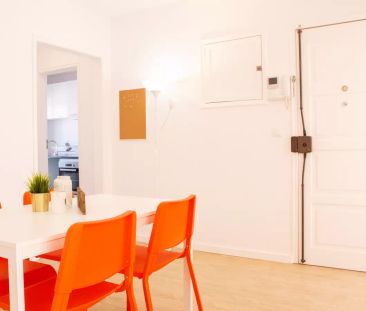 Modern 5-bedroom apartment for rent in Alvalade - Photo 5