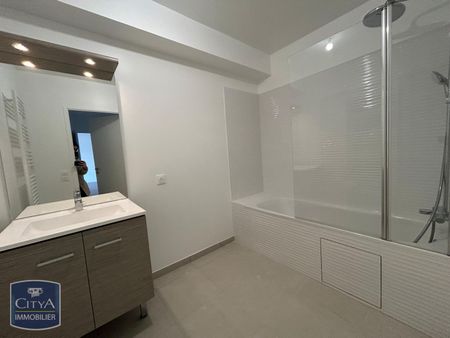 Location Appartement 3 pièces 64m² CAEN 14000 - Photo 3