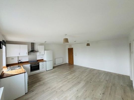 Cape Road, Warwick, CV34 - Photo 1