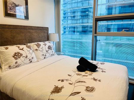 For Lease - 14 York Street Unit# 1909, Toronto, Ontario - Photo 5