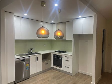 2 BEDROOM UNIT GROUND FLOOR - Photo 4